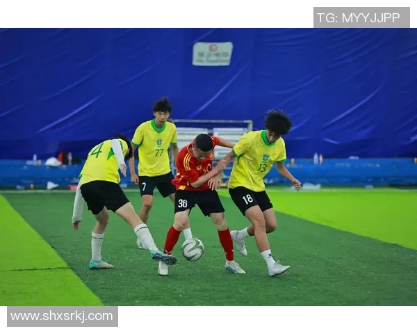 足球明星的精彩花式踢球技巧展现与魅力分析